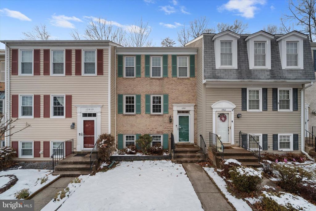 13961 WATER POND CT, Centreville, VA 20121