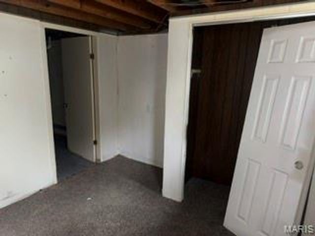 11632 Las Ladera Drive, Florissant, MO 63033