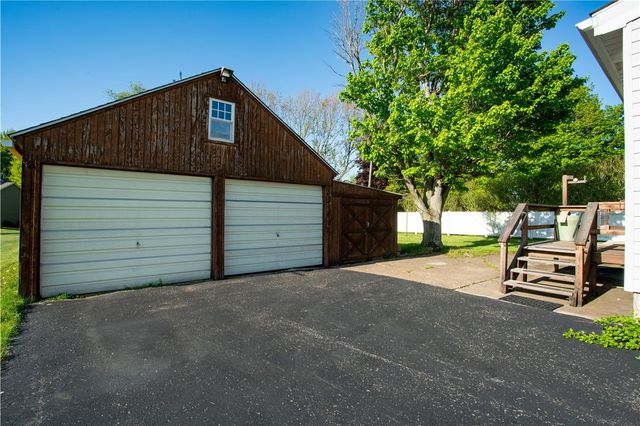 3170 Dutch Ridge Rd, Brighton Twp, PA 15009