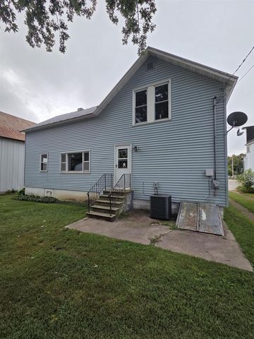 334 W MAIN STREET, Lena, WI 54139