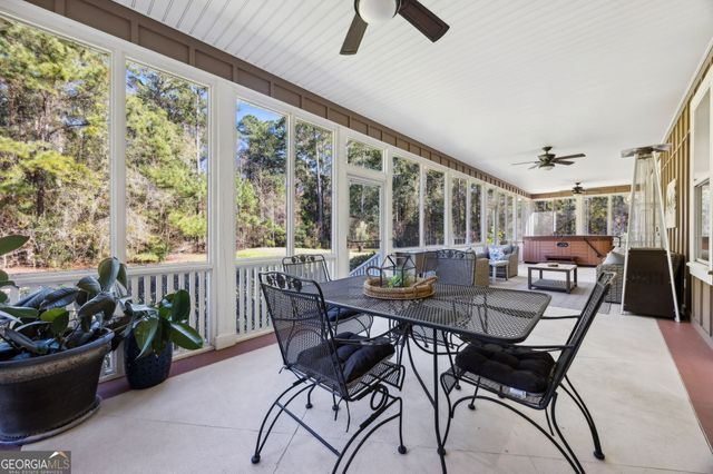 607 Misty Harbor Boulevard, Woodbine, GA 31569