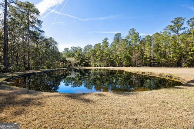 607 Misty Harbor Boulevard, Woodbine, GA 31569