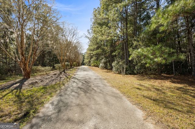 607 Misty Harbor Boulevard, Woodbine, GA 31569