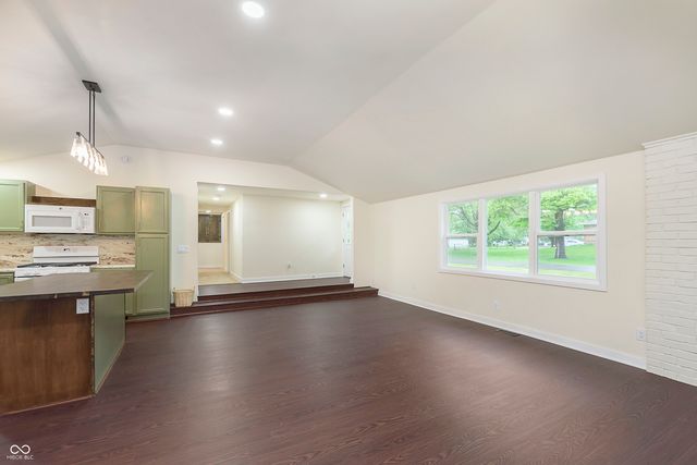 125 S Alfonte Street, Ingalls, IN 46048