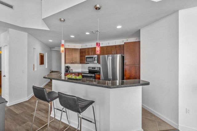 300 S Australian Avenue 1605, West Palm Beach, FL 33401