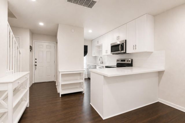 3814 Southway DR, Austin, TX 78704