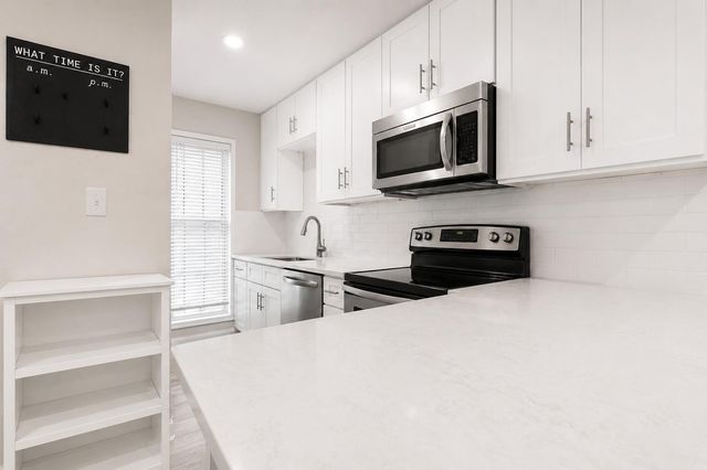 3814 Southway DR, Austin, TX 78704