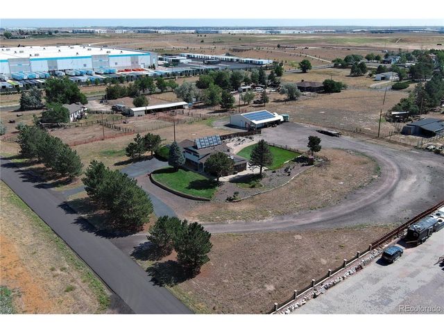 1014 Nepal St, Aurora, CO 80018