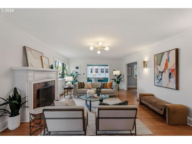 4307 Se OAK St, Portland, OR 97215