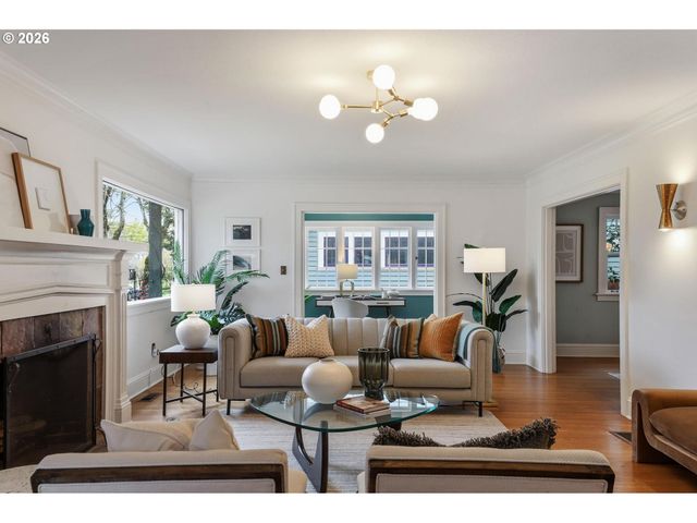 4307 Se OAK St, Portland, OR 97215