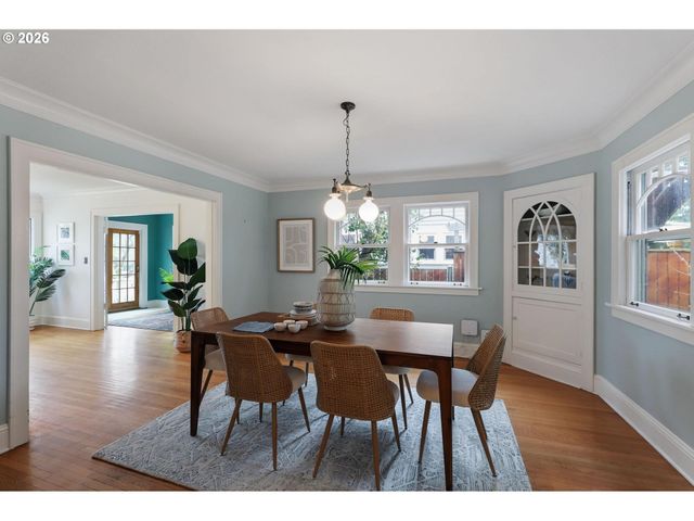 4307 Se OAK St, Portland, OR 97215