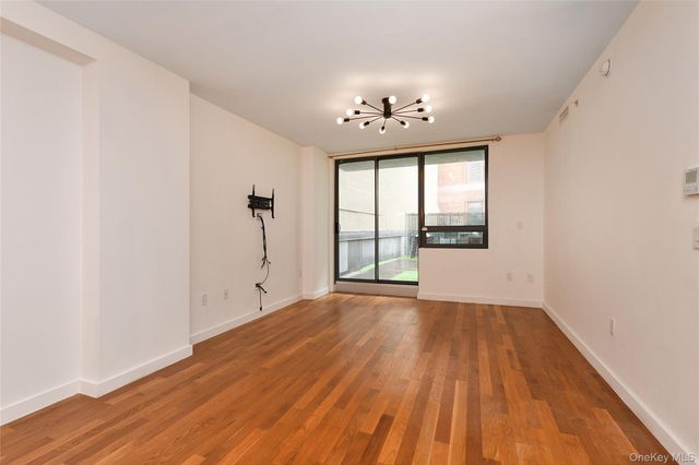 10620 70th Avenue 2D, Forest Hills, NY 11375