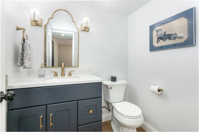 20126 Runnymede Street 22, Winnetka, CA 91306