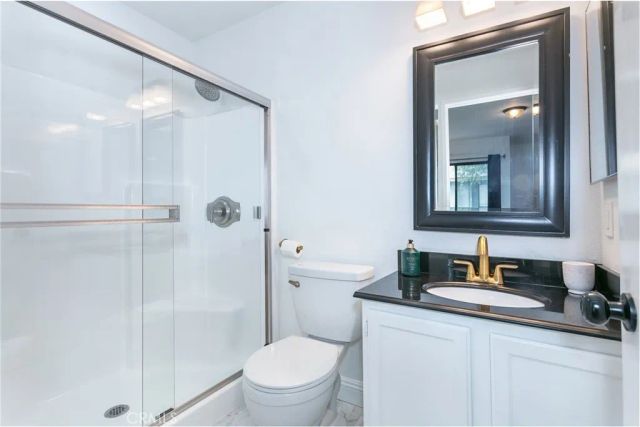 20126 Runnymede Street 22, Winnetka, CA 91306