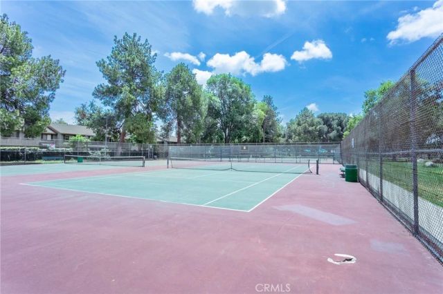 20126 Runnymede Street 22, Winnetka, CA 91306