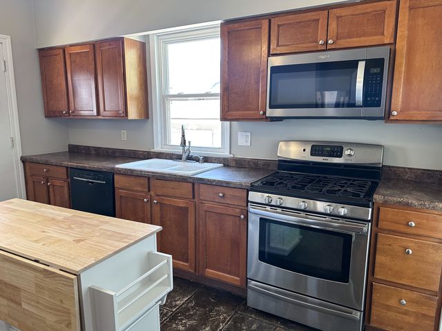 712 N Roosevelt Street, Bloomington, IL 61701