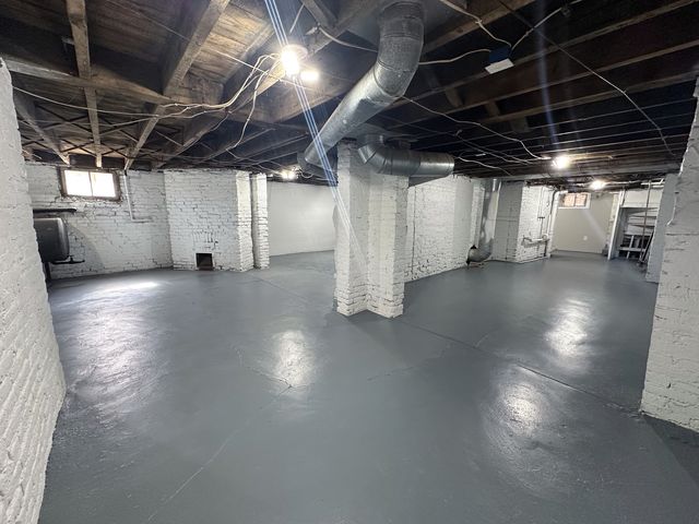 712 N Roosevelt Street, Bloomington, IL 61701