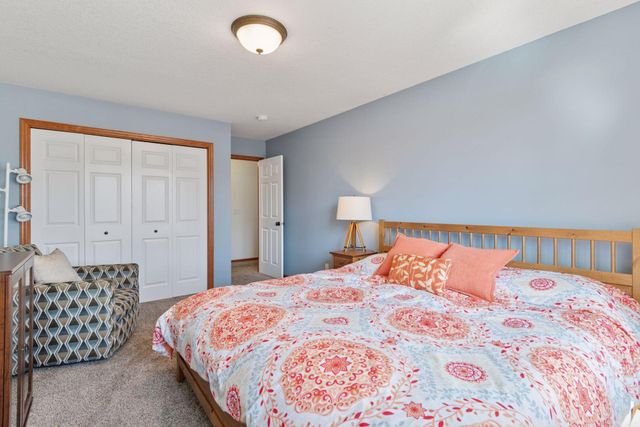 2536 N Saunders Lake Drive, Minnetrista, MN 55364