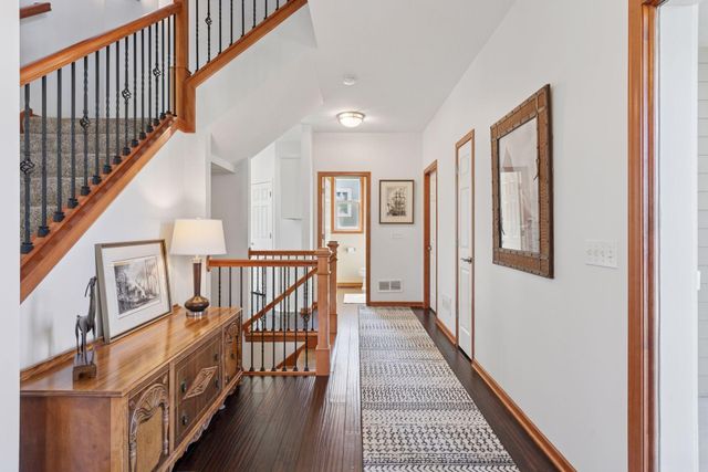 2536 N Saunders Lake Drive, Minnetrista, MN 55364