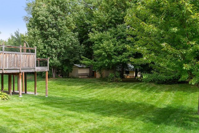 2536 N Saunders Lake Drive, Minnetrista, MN 55364