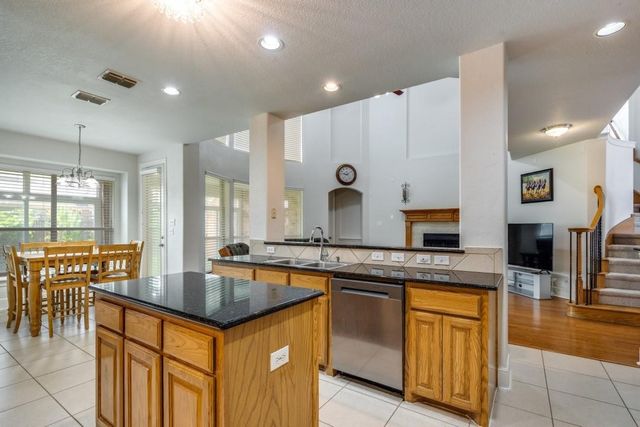10327 Offshore Drive, Irving, TX 75063