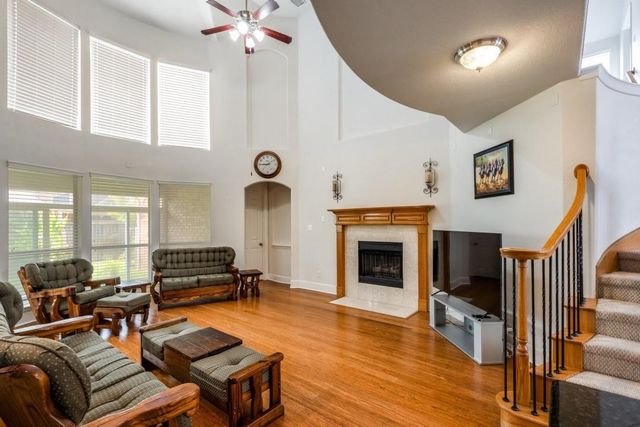 10327 Offshore Drive, Irving, TX 75063