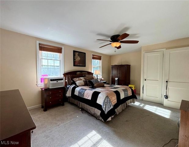 4043 Township, Highland Hills, OH 44122