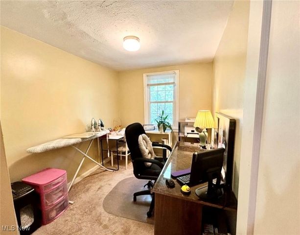 4043 Township, Highland Hills, OH 44122