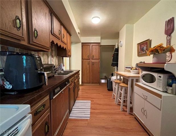 4043 Township, Highland Hills, OH 44122