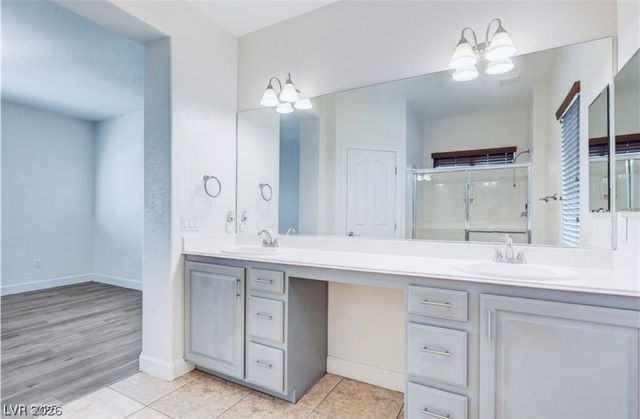 128 Tilbury Avenue, Las Vegas, NV 89123