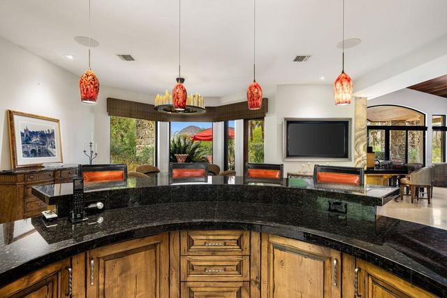 49841 Canyon View Drive, Palm Desert, CA 92260