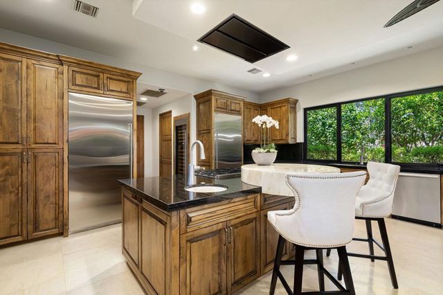 49841 Canyon View Drive, Palm Desert, CA 92260