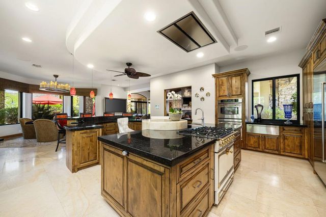 49841 Canyon View Drive, Palm Desert, CA 92260