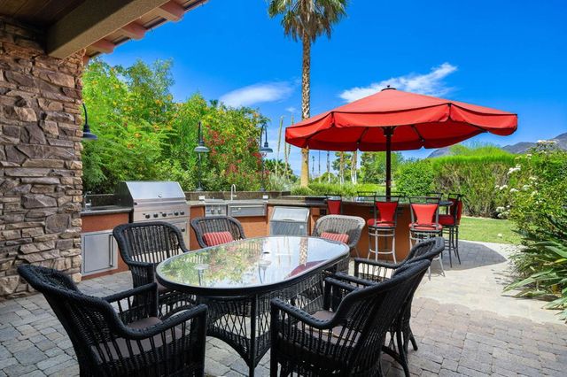 49841 Canyon View Drive, Palm Desert, CA 92260