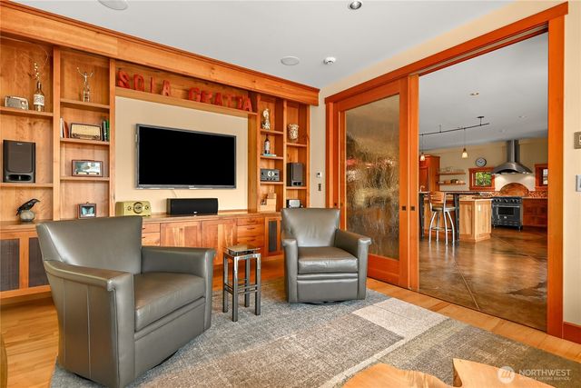 2593 Northshore Road, Bellingham, WA 98226