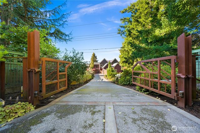 2593 Northshore Road, Bellingham, WA 98226