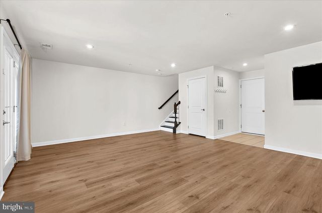 8306 KIPPIS RD, Millersville, MD 21108