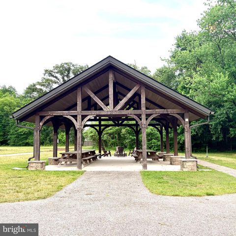 8306 KIPPIS RD, Millersville, MD 21108