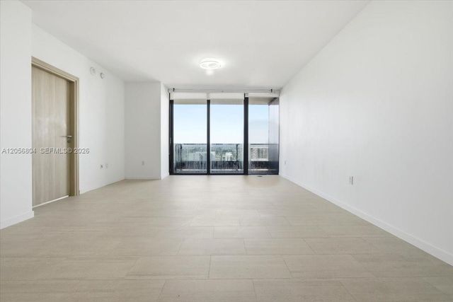 1000 Brickell Plaza 3211, Miami, FL 33131