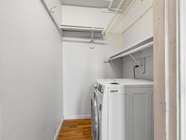 230 Newbury Street 21, Boston, MA 02116