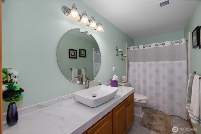 5732 Hill Street NE, Olympia, WA 98516