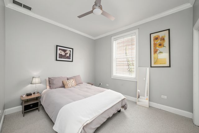 1636 W Warren Boulevard 2, Chicago, IL 60612