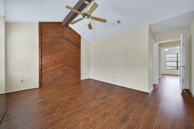 9901 Sharpcrest Street H4, Houston, TX 77036