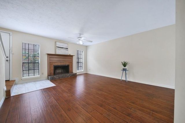 9901 Sharpcrest Street H4, Houston, TX 77036