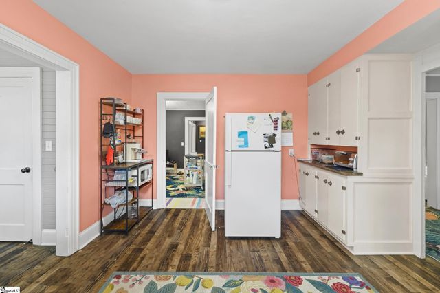 20 Michael Drive, Greenville, SC 29611