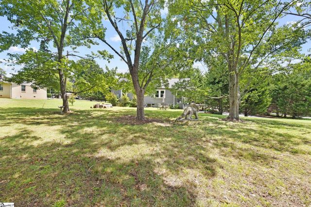 20 Michael Drive, Greenville, SC 29611