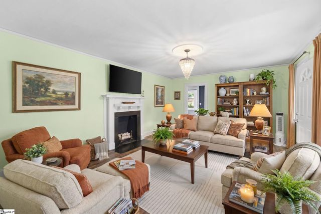 20 Michael Drive, Greenville, SC 29611