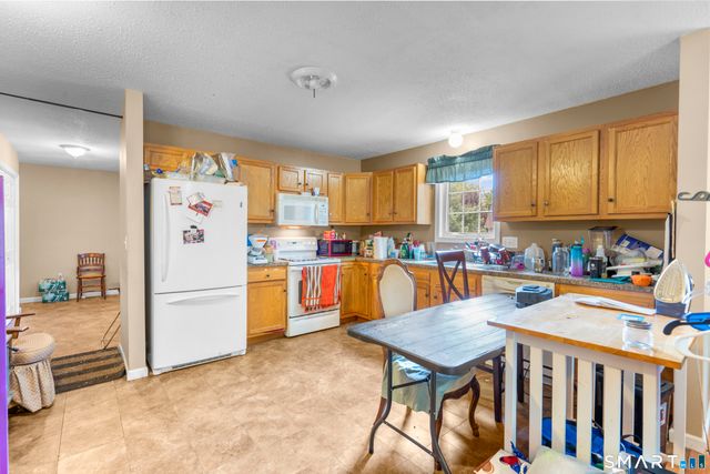 42 Joanne Drive 42, East Hartford, CT 06108