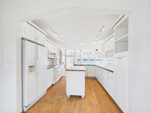 27785 N Shore Drive, Starbuck, MN 56381