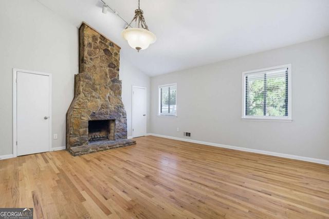 3385 Laren Lane SW, Atlanta, GA 30311